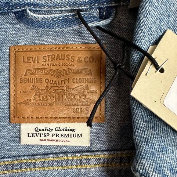 Levi’s Trucker Denim Jean Button Front Jacket Coat Size S Small NWT - Picture 7 of 10